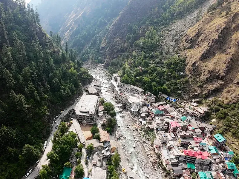 Kasol Manikaran Sahib Gurudwara with hot springs in Himachal Pradesh